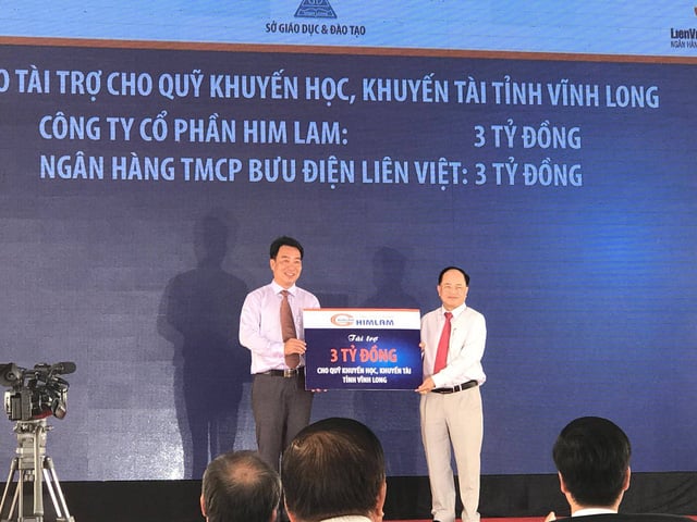 him_lam_land_ec3160f7fc4345cd8eae9850133acf05-1